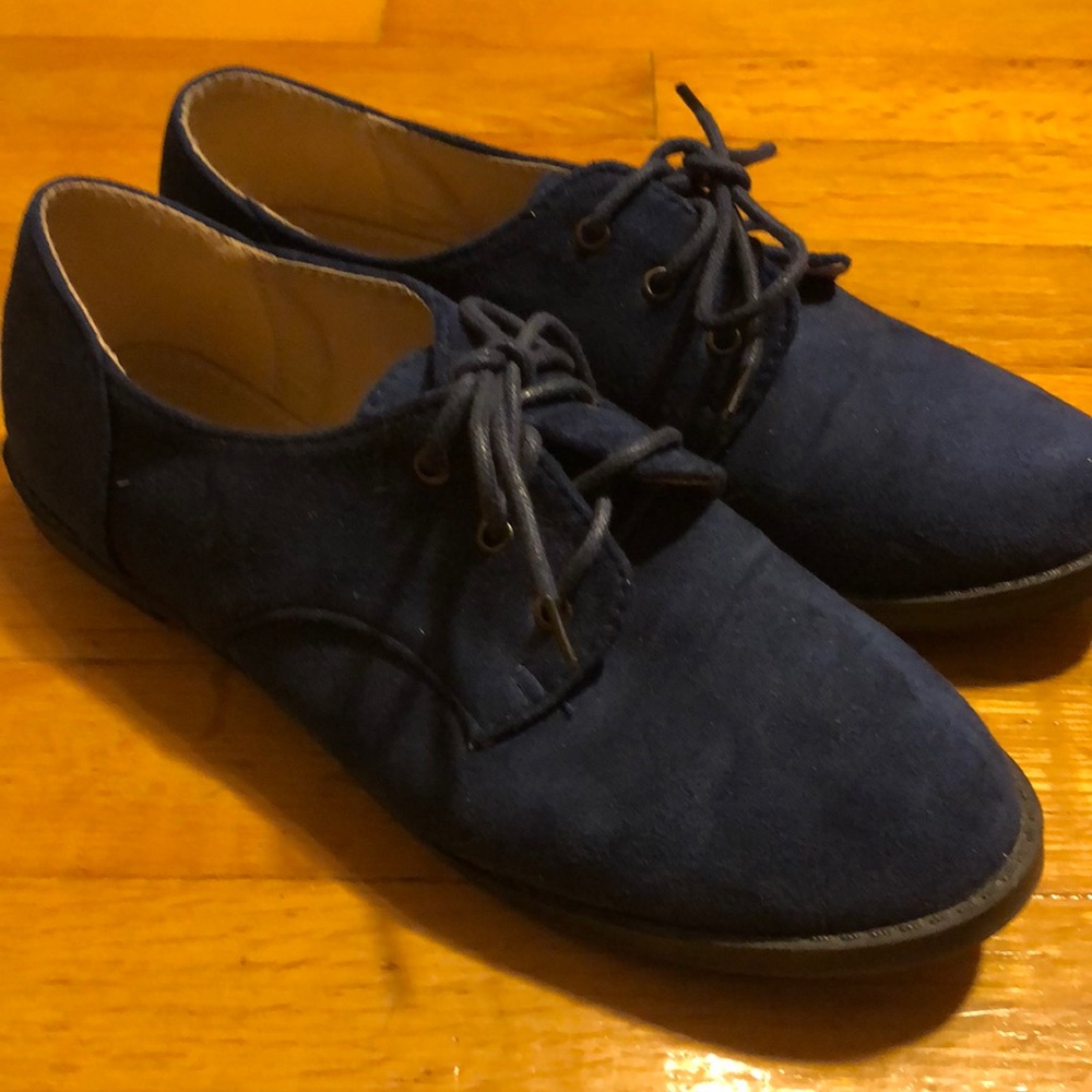 Dark navy shoes